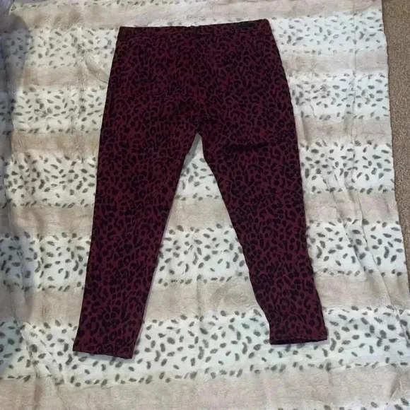 Social Standards by Sanctuary Jeans - Picture 2 of 5